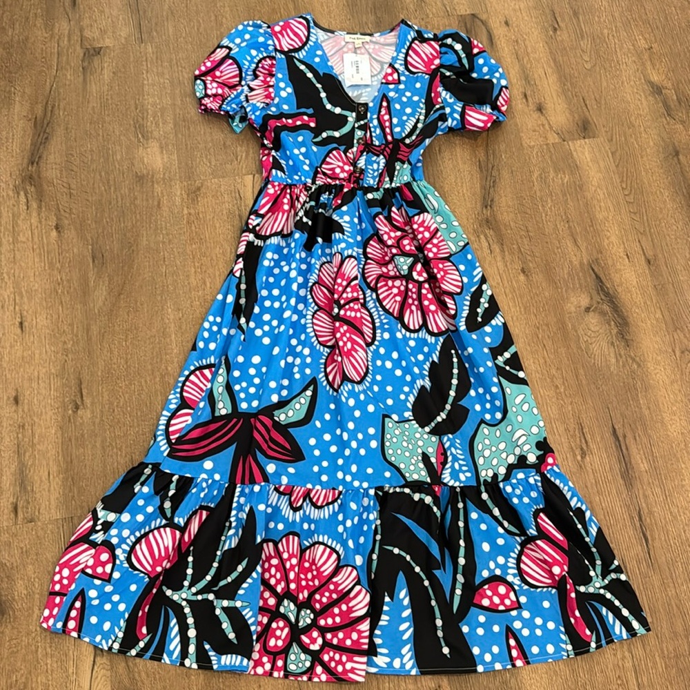 NWT Pink Ripple Blue Floral Maxi Dress